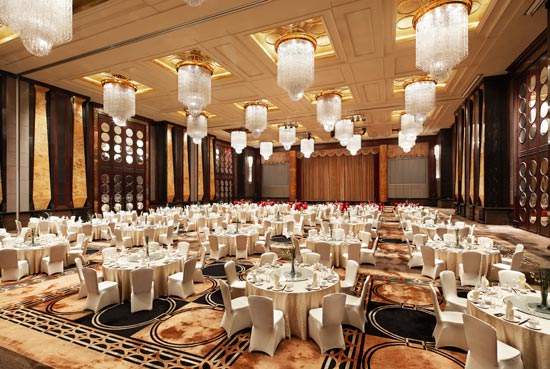 草莓视频色版下载防火板裝修的喜來登酒店餐廳.jpg
